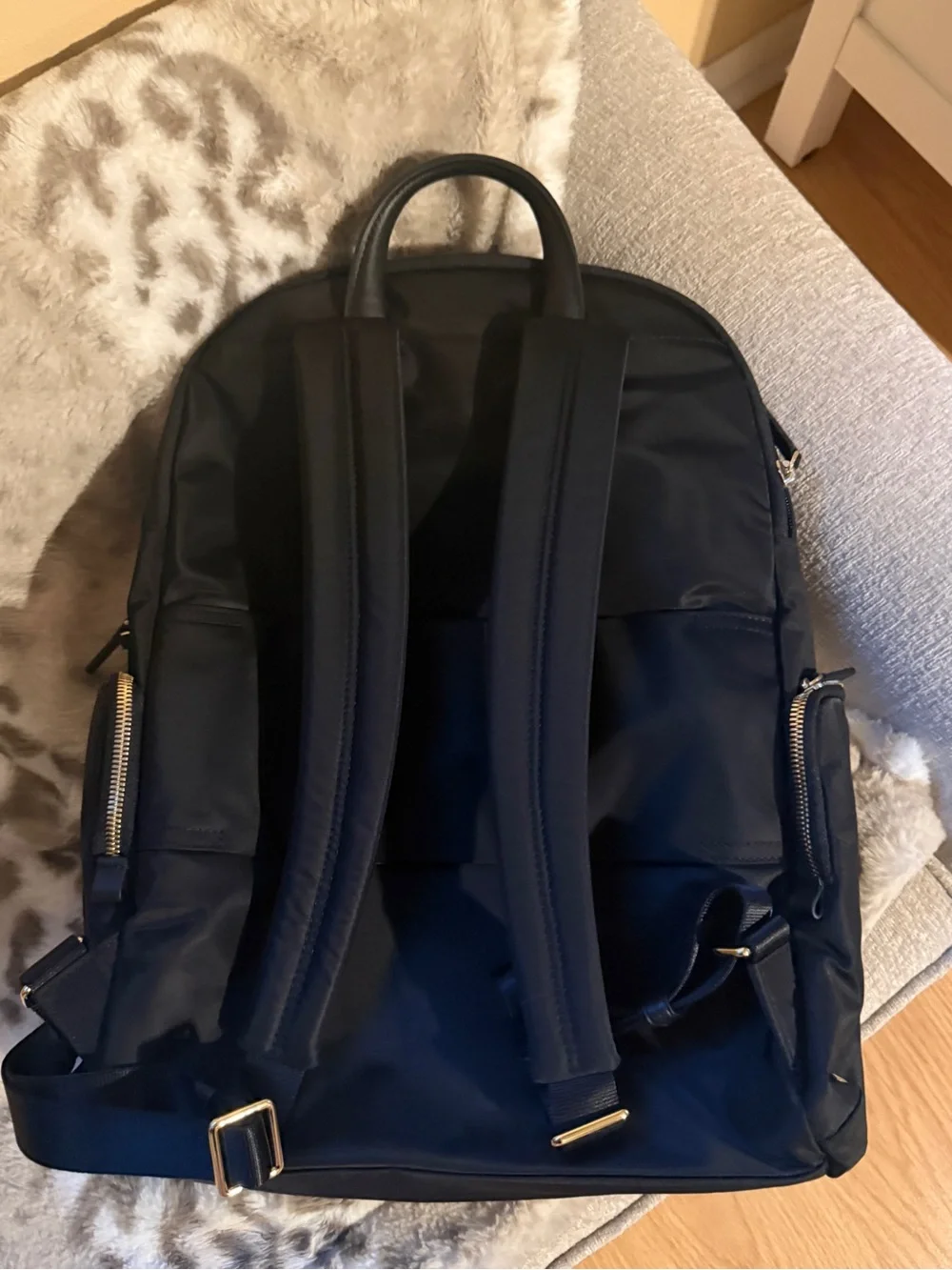 TUMI Women’s Voyageur Carson Black Nylon Backpack with Gold Hardware - brand new - Picture 3 of 11